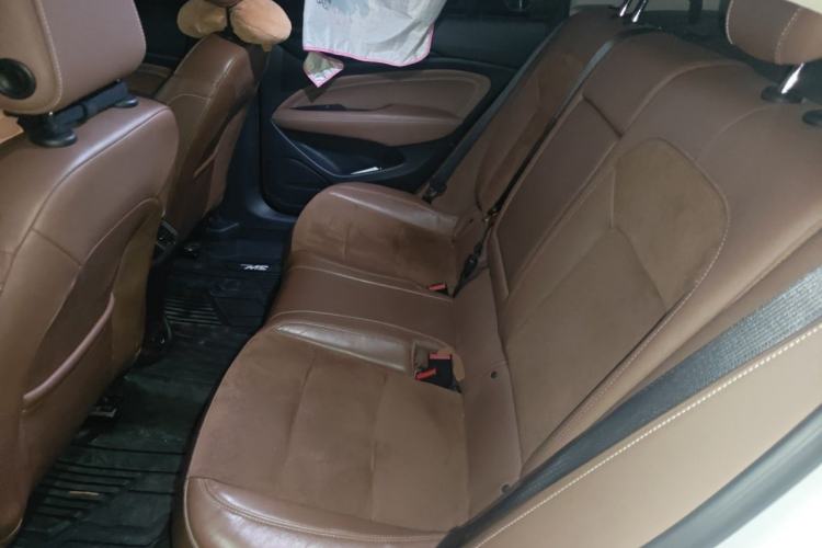 Used Buick Regal 2017 28T Luxury Edition Left Rear Seat
