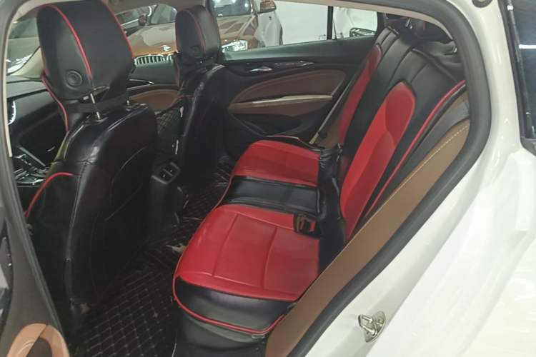 Used Buick Regal 2017 20T Elite Edition Left Rear Seat