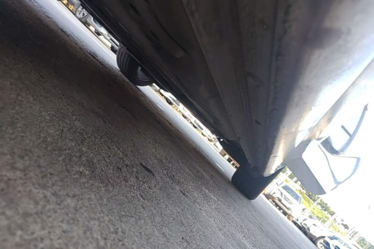 Used Buick Regal 2017 28T Luxury Edition Left Side Sill
