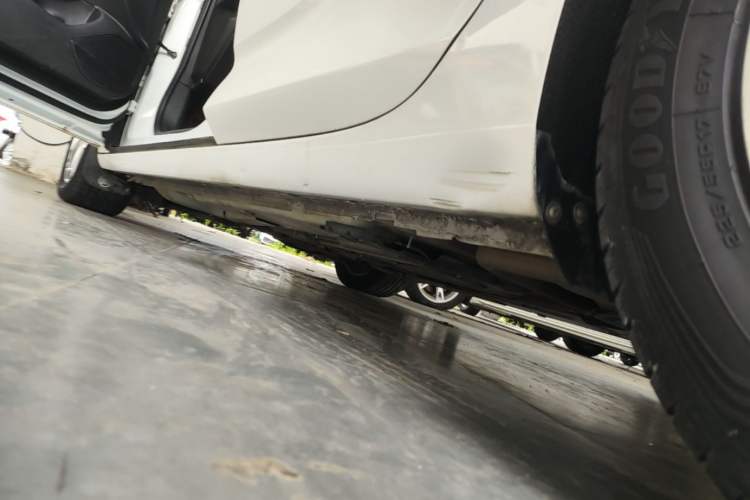 Used Buick Regal 2017 20T Elite Edition Left Side Sill