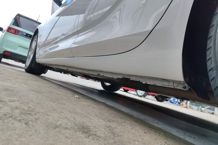 Used Buick Regal 2017 20T Elite Edition Left Side Sill