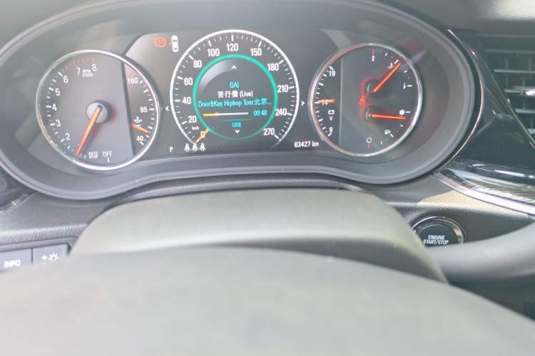 Used Buick Regal 2017 20T Prestige Model Odometer Close Up