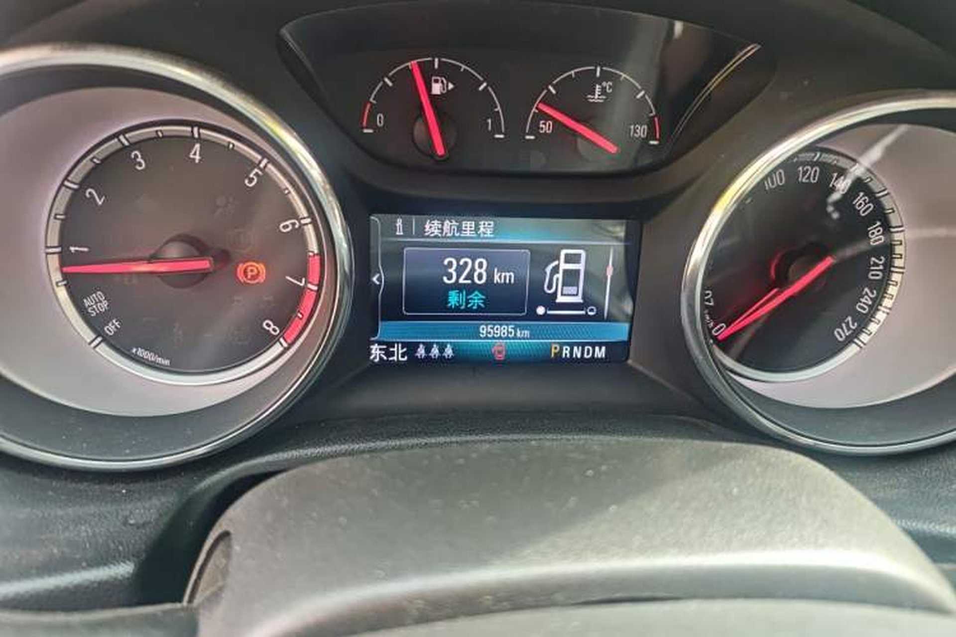 Used Buick Regal 2017 20T Elite Edition Odometer Close Up