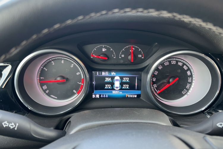 Used Buick Regal 2017 20T Luxury Model Odometer Close Up