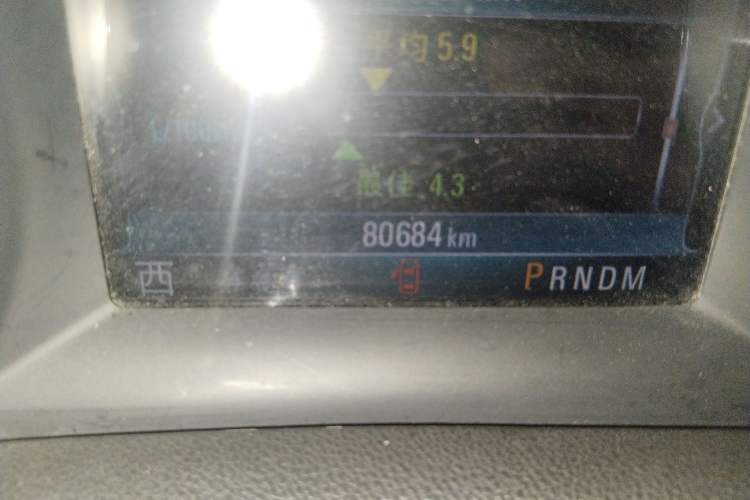 Used Buick Regal 2017 30H Luxury Version Odometer Close Up