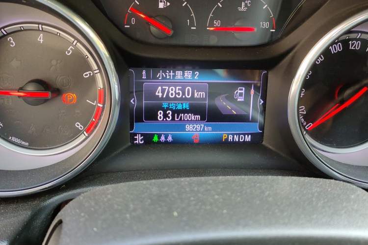 Used Buick Regal 2017 20T Elite Edition Odometer Close Up