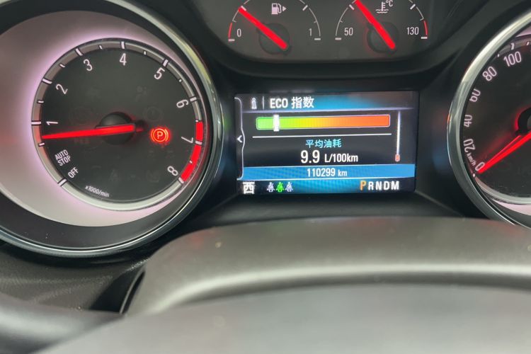 Used Buick Regal 2017 20T Luxury Model Odometer Close Up