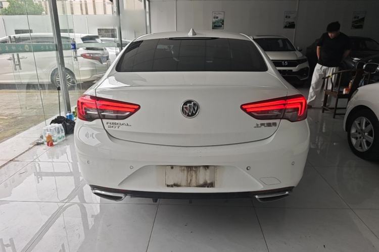 Used Buick Regal 2017 20T Elite Edition Rear