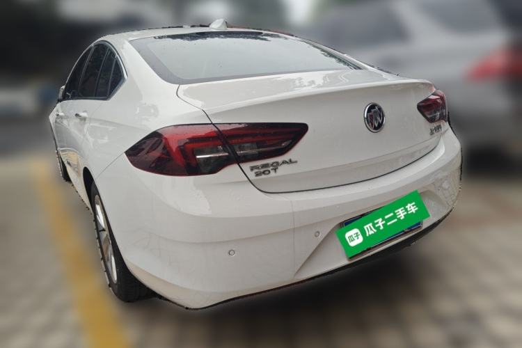 Used Buick Regal 2017 20T Elite Edition Rear Left 45 Deg