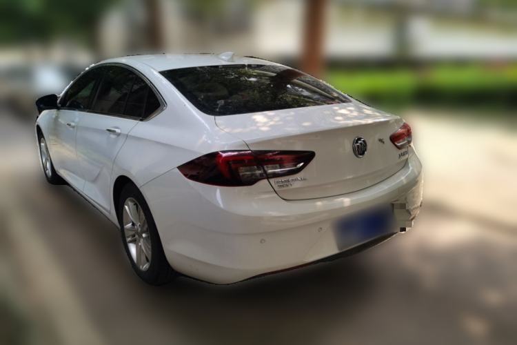 Used Buick Regal 2017 20T Elite Edition Rear Left 45 Deg