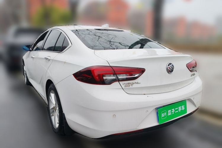 Used Buick Regal 2017 20T Elite Edition Rear Left 45 Deg
