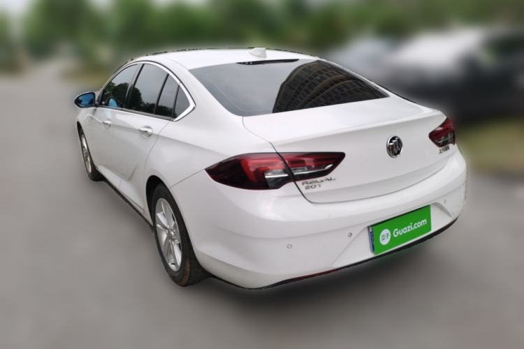 Used Buick Regal 2017 20T Elite Edition Rear Left 45 Deg