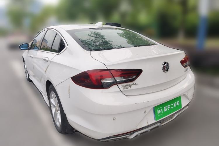Used Buick Regal 2017 20T Elite Edition Rear Left 45 Deg
