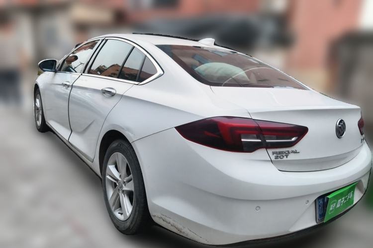 Used Buick Regal 2017 20T Elite Edition Rear Left 45 Deg