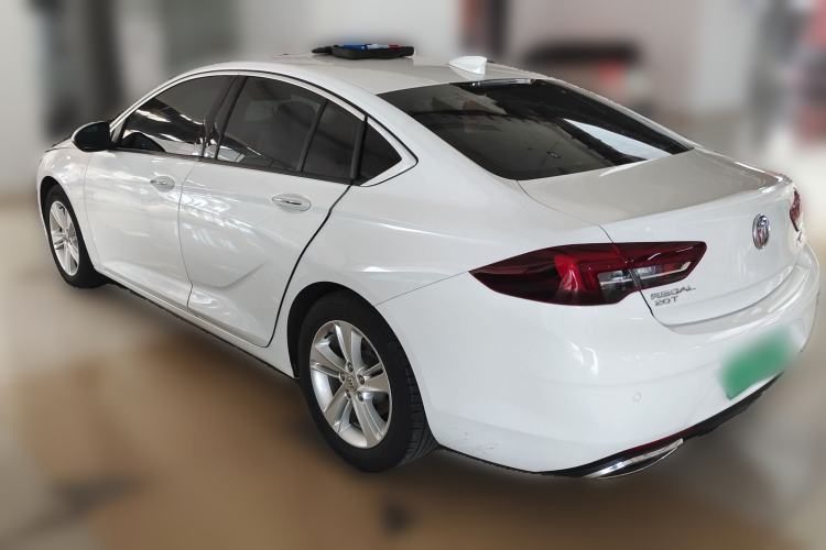 Used Buick Regal 2017 20T Elite Edition Rear Left 45 Deg