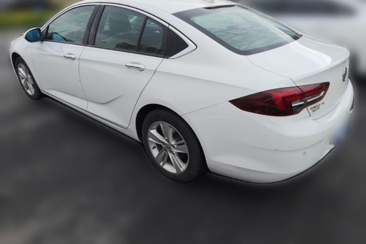 Used Buick Regal 2017 20T Elite Edition Rear Left 45 Deg