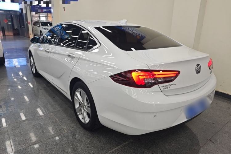 Used Buick Regal 2017 20T Elite Edition Rear Left 45 Deg
