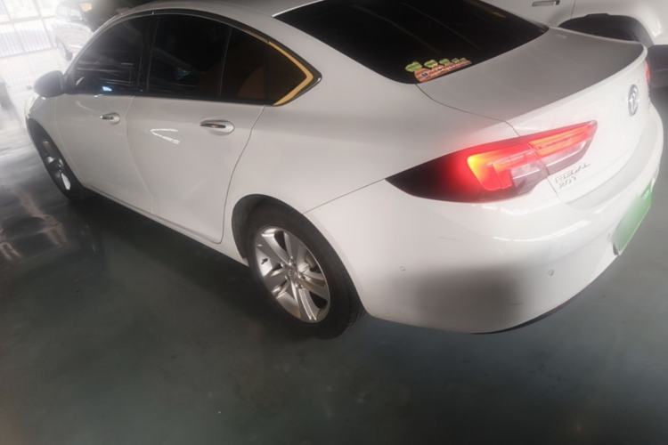 Used Buick Regal 2017 20T Luxury Model Rear Left 45 Deg