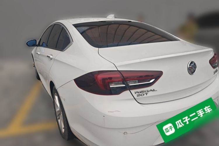 Used Buick Regal 2017 20T Elite Edition Rear Left 45 Deg