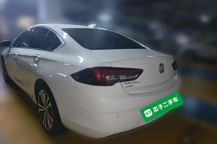 Used Buick Regal 2017 28T Luxury Edition Rear Left 45 Deg