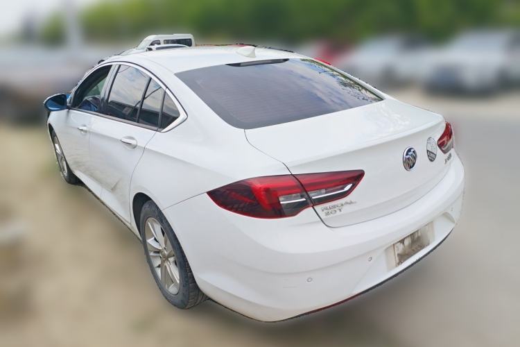 Used Buick Regal 2017 20T Elite Edition Rear Left 45 Deg