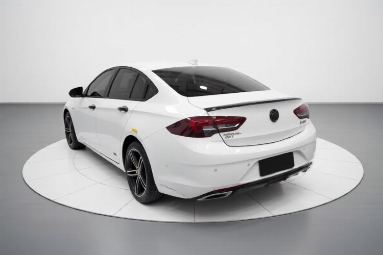 Used Buick Regal 2017 20T Luxury Model Rear Left 45 Deg