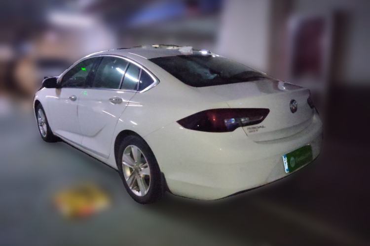 Used Buick Regal 2017 20T Luxury Model Rear Left 45 Deg