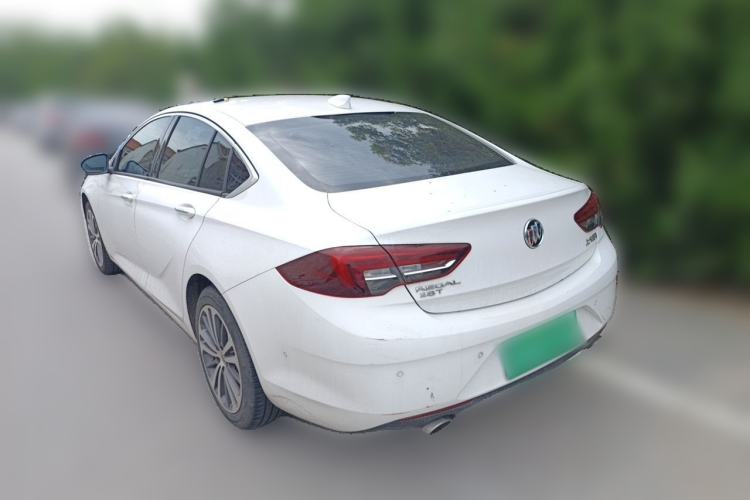 Used Buick Regal 2017 28T Luxury Edition Rear Left 45 Deg
