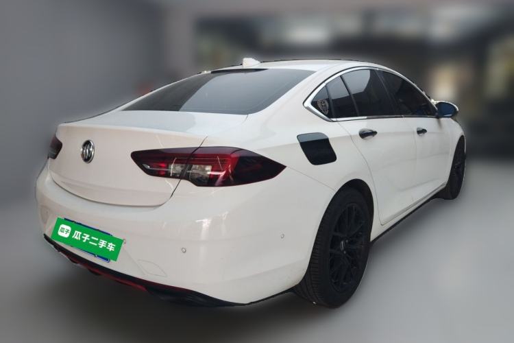 Used Buick Regal 2017 20T Luxury Model Rear Right 45 Deg