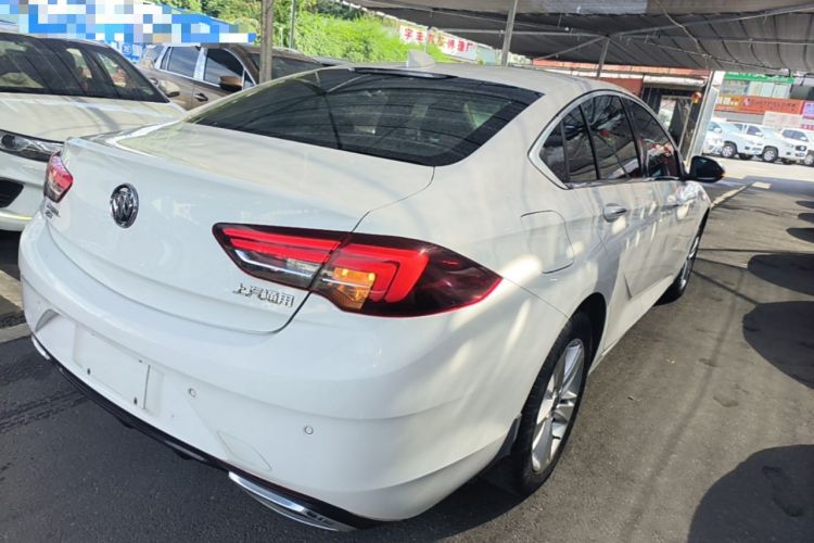 Used Buick Regal 2017 20T Elite Edition Rear Right 45 Deg