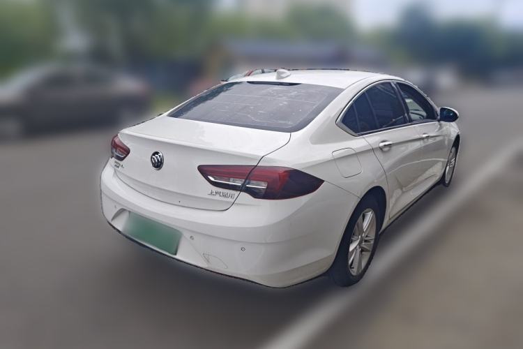 Used Buick Regal 2017 20T Elite Edition Rear Right 45 Deg