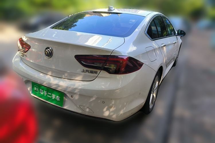 Used Buick Regal 2017 20T Luxury Model Rear Right 45 Deg