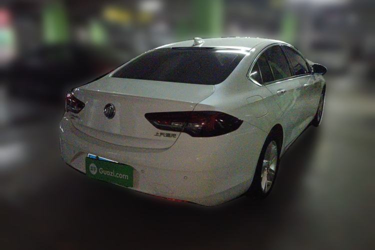 Used Buick Regal 2017 20T Elite Edition Rear Right 45 Deg