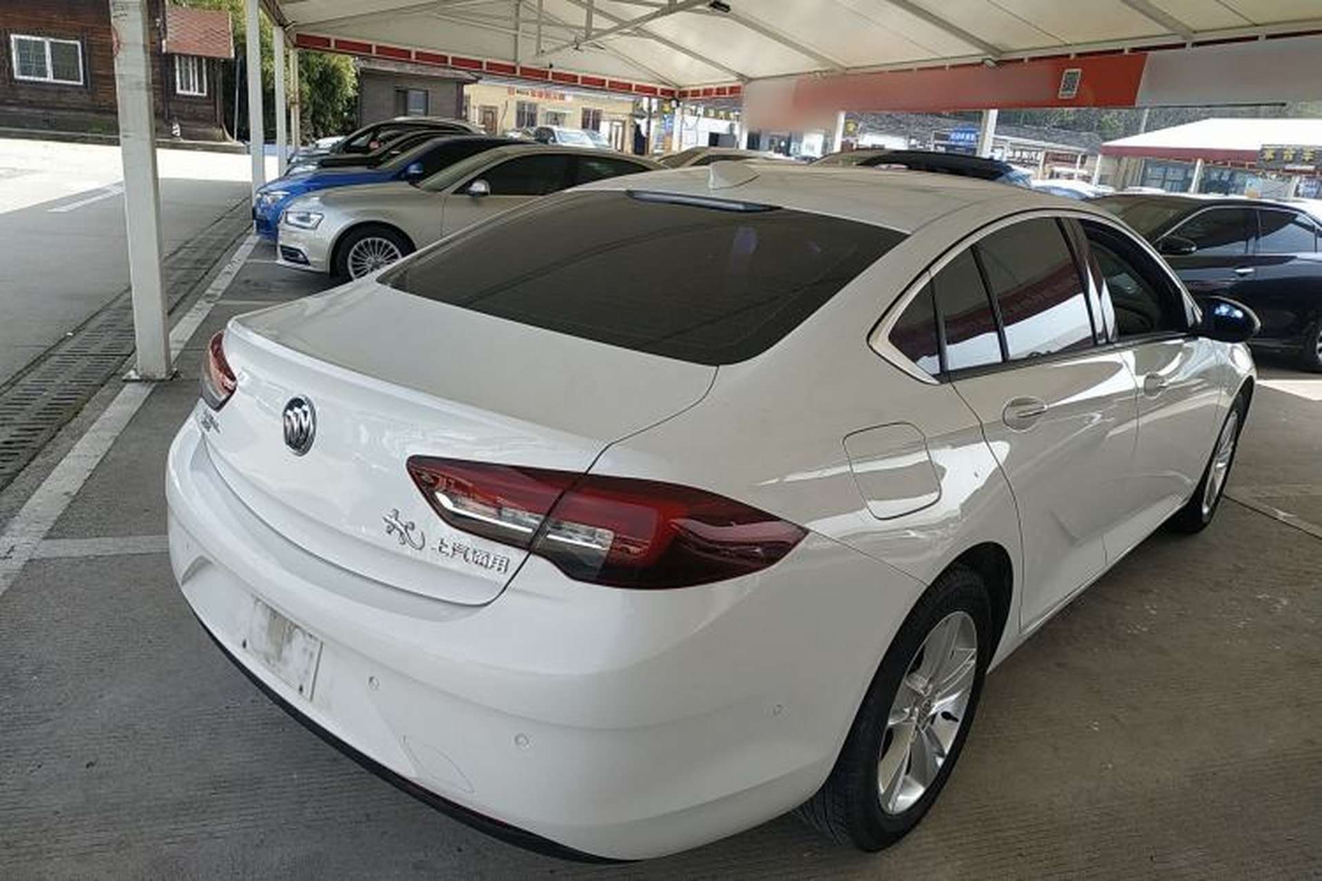 Used Buick Regal 2017 20T Luxury Model Rear Right 45 Deg