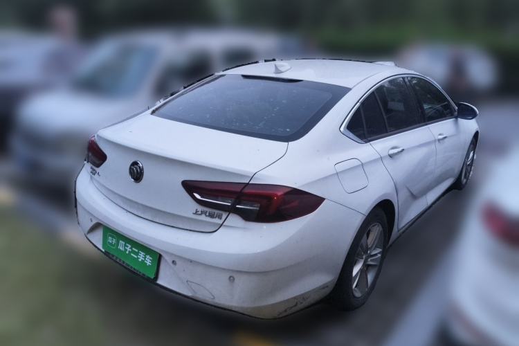 Used Buick Regal 2017 20T Elite Edition Rear Right 45 Deg