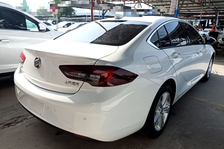 Used Buick Regal 2017 20T Elite Edition Rear Right 45 Deg