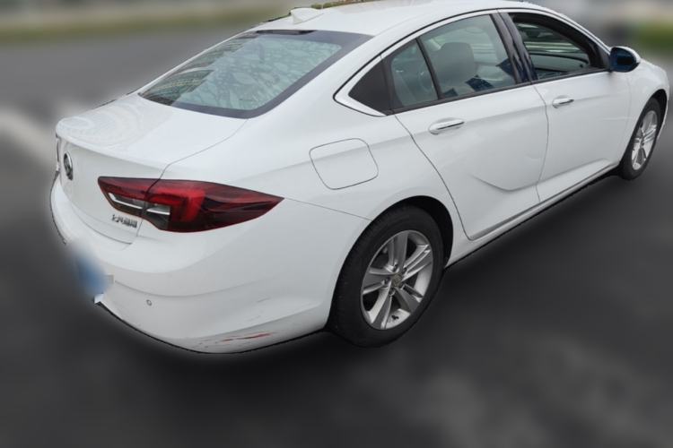 Used Buick Regal 2017 20T Elite Edition Rear Right 45 Deg