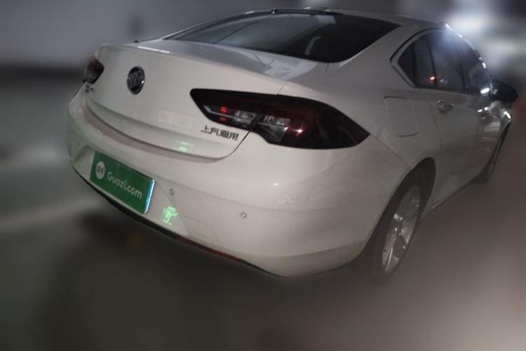 Used Buick Regal 2017 20T Elite Edition Rear Right 45 Deg