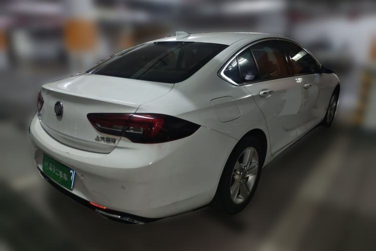 Used Buick Regal 2017 20T Elite Edition Rear Right 45 Deg