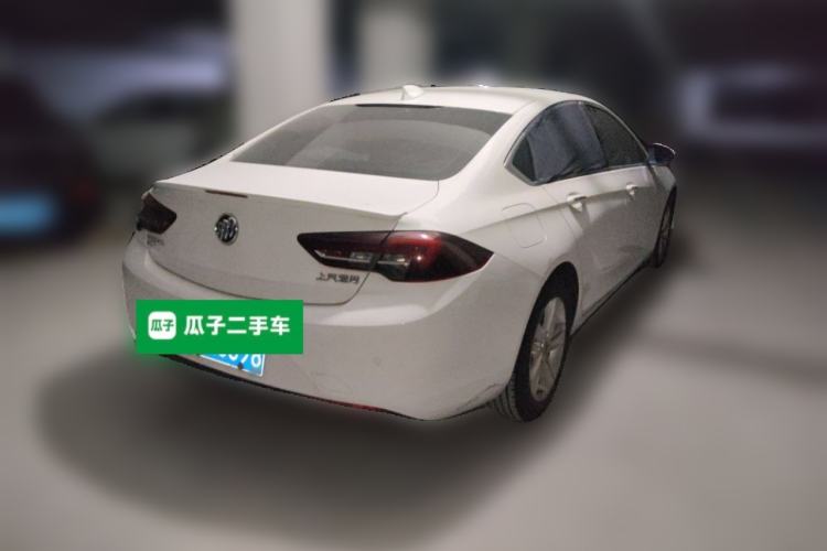 Used Buick Regal 2017 20T Luxury Model Rear Right 45 Deg