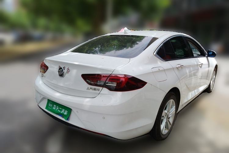 Used Buick Regal 2017 20T Elite Edition Rear Right 45 Deg