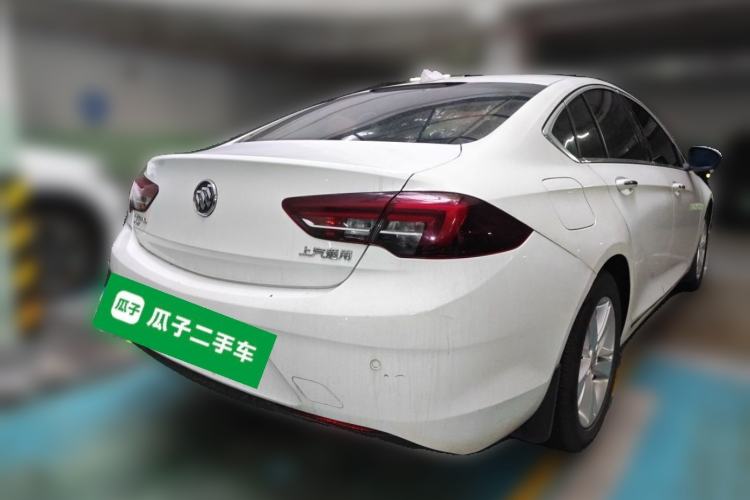 Used Buick Regal 2017 20T Elite Edition Rear Right 45 Deg