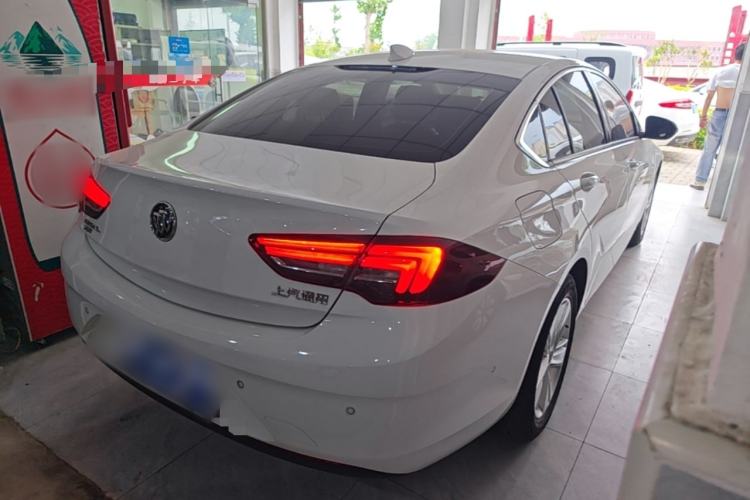 Used Buick Regal 2017 20T Luxury Model Rear Right 45 Deg