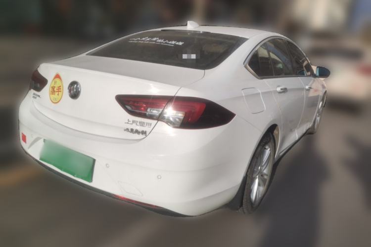 Used Buick Regal 2017 20T Elite Edition Rear Right 45 Deg