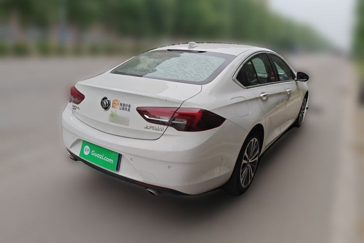 Used Buick Regal 2017 28T Luxury Edition Rear Right 45 Deg