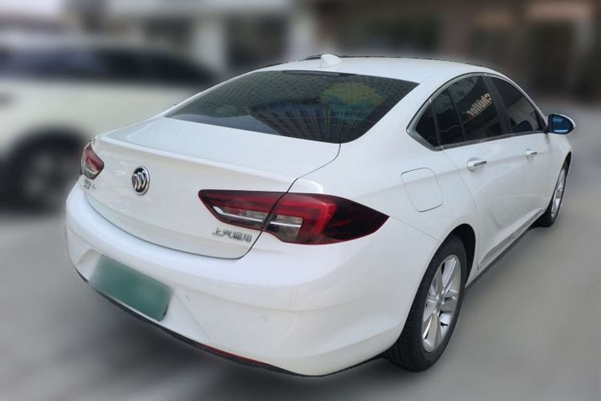 Used Buick Regal 2017 20T Elite Edition Rear Right 45 Deg