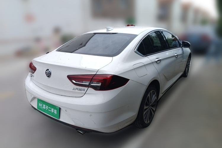 Used Buick Regal 2017 28T Luxury Edition Rear Right 45 Deg