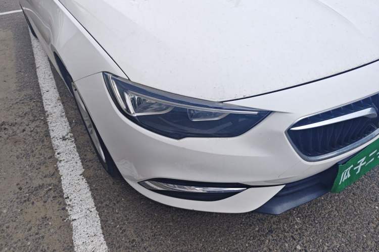 Used Buick Regal 2017 20T Elite Edition Right Front Headlight