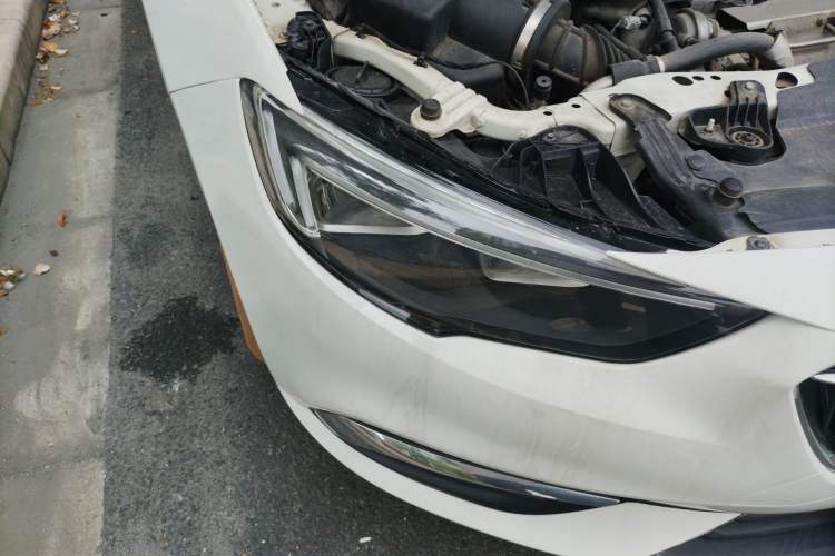 Used Buick Regal 2017 20T Elite Edition Right Front Headlight