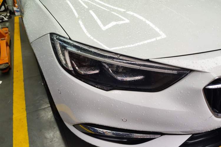 Used Buick Regal 2017 28T Prestige Model Right Front Headlight